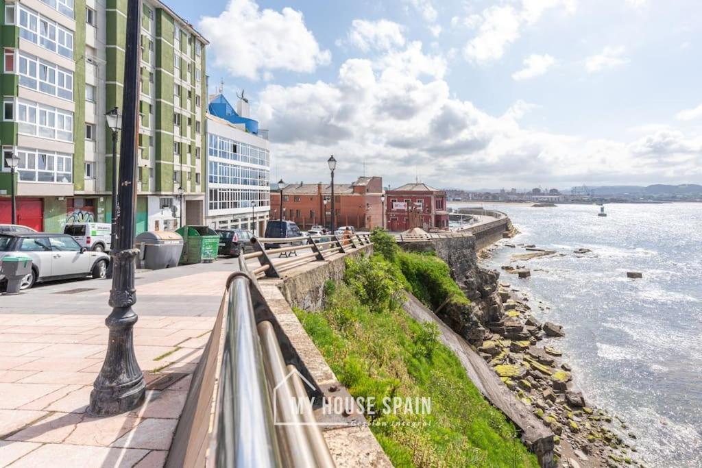 Myhousespain - Piso En Cimadevilla Junto Al Mar Gijon Exterior photo